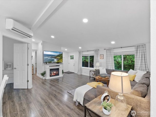 12817 168th Street NE, Arlington, WA 98223