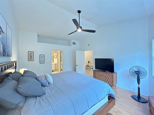 3803 54TH DRIVE W 202, Bradenton, FL 34210