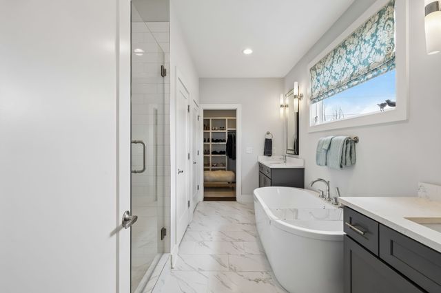 1004 14th Ave, S, Nashville, TN 37212