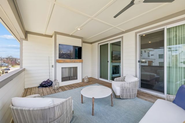 1004 14th Ave, S, Nashville, TN 37212