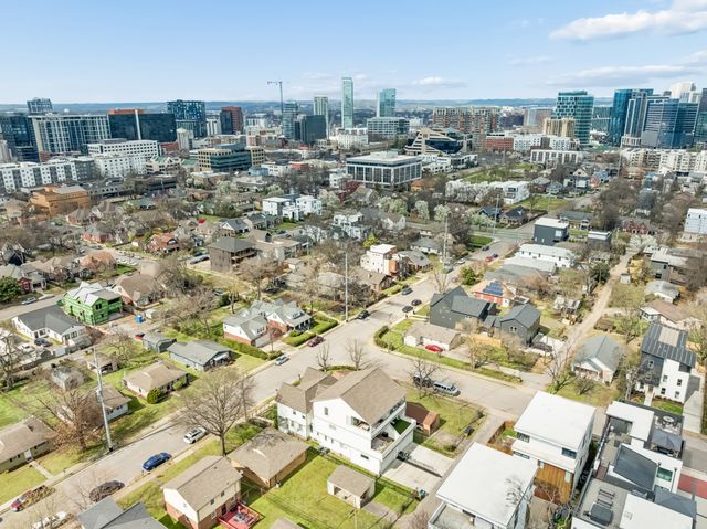 1004 14th Ave, S, Nashville, TN 37212