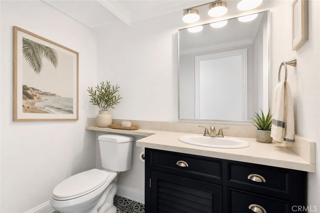 Image 19 of property listing at 26882 Calle Real, Dana Point, CA 92624