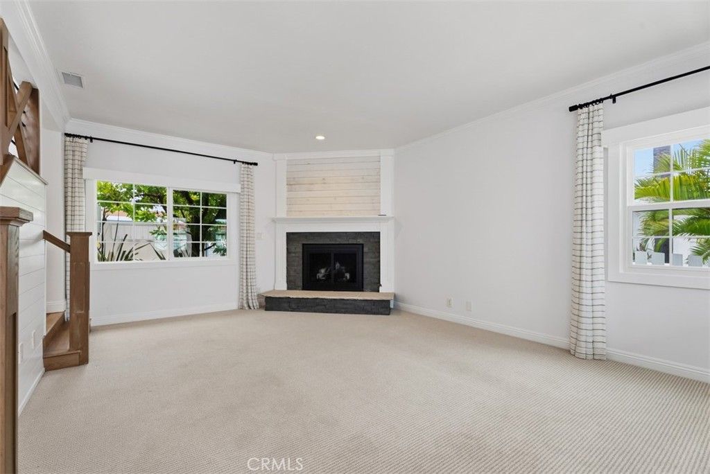Image 3 of property listing at 26882 Calle Real, Dana Point, CA 92624