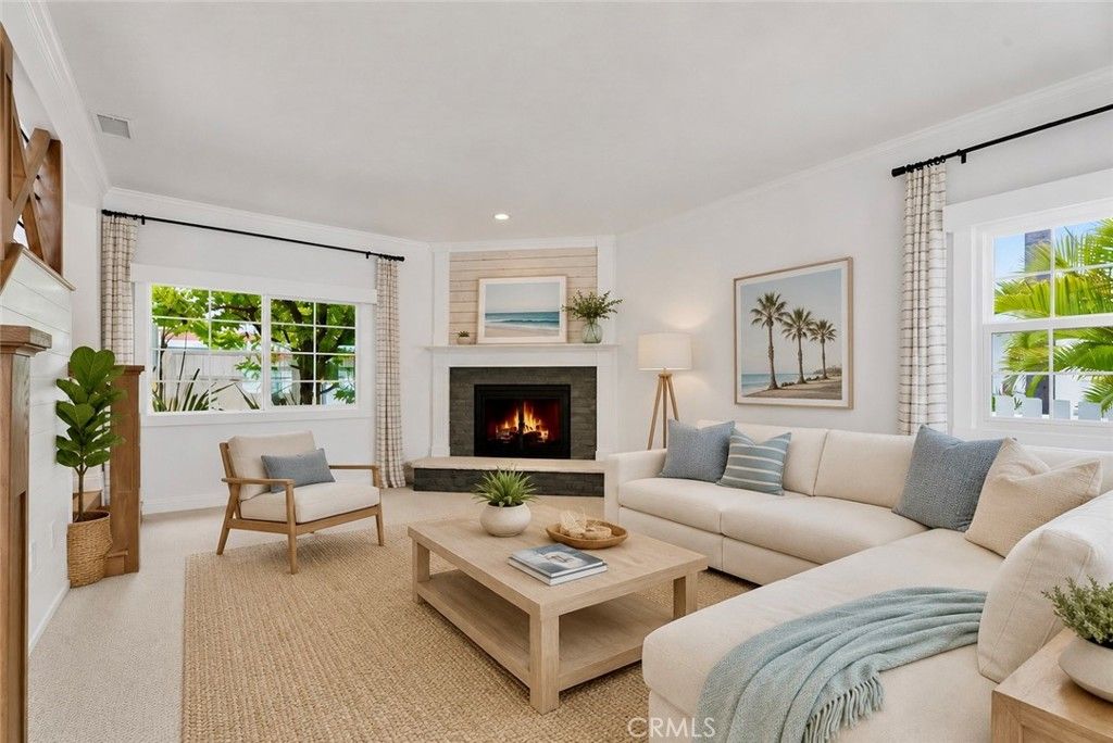 Image 4 of property listing at 26882 Calle Real, Dana Point, CA 92624