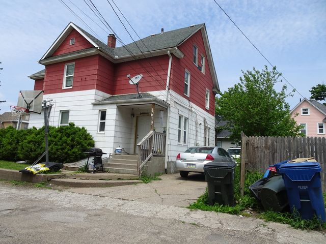 1619-1621 Gaines Street, Davenport, IA 52804