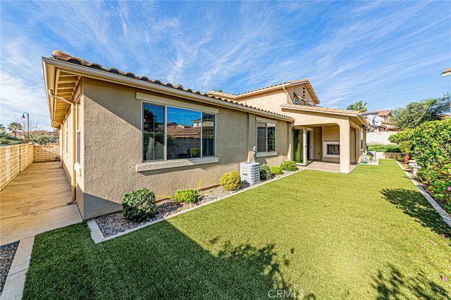 7594 Granja Vista Del Rio, Eastvale, CA 92880