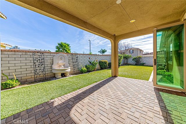 7594 Granja Vista Del Rio, Eastvale, CA 92880