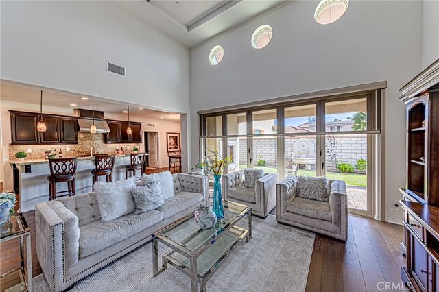 7594 Granja Vista Del Rio, Eastvale, CA 92880