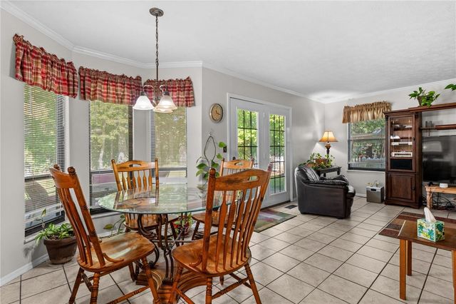 8807 Deer Valley Drive, Huber Heights, OH 45424