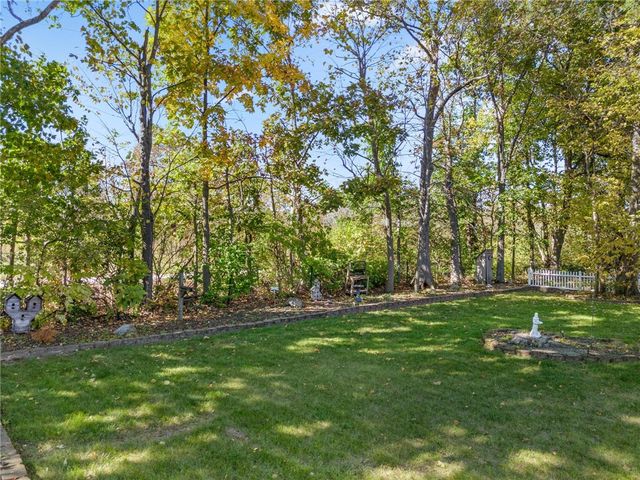 8807 Deer Valley Drive, Huber Heights, OH 45424