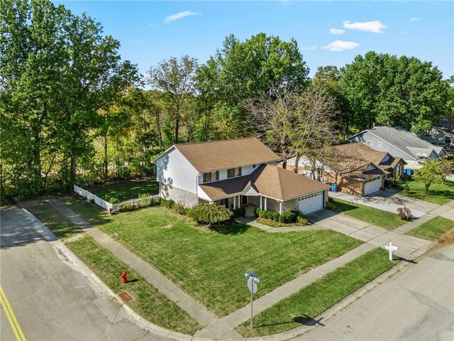 8807 Deer Valley Drive, Huber Heights, OH 45424