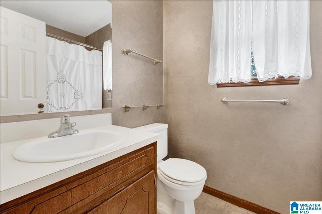 408 WILLOW GLEN DRIVE, Alabaster, AL 35007