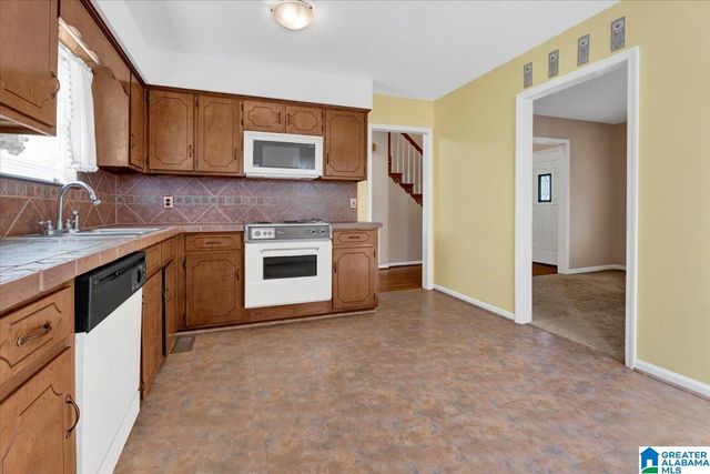 408 WILLOW GLEN DRIVE, Alabaster, AL 35007