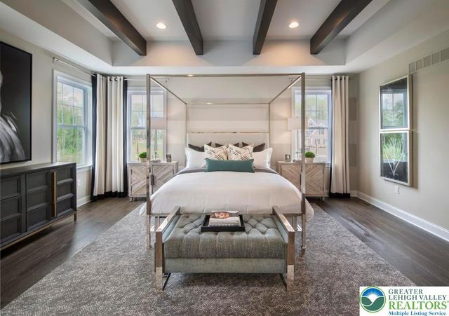 5405 Red Oak Drive, Upper Saucon Twp, PA 18036