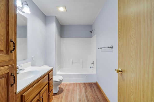 606 2nd Street NW, New Prague, MN 56071