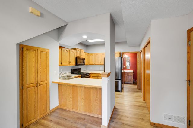 606 2nd Street NW, New Prague, MN 56071