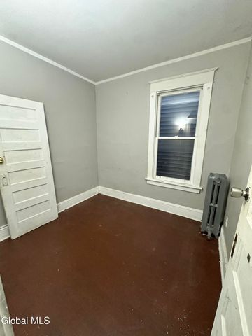 186 2nd Avenue, Albany, NY 12202