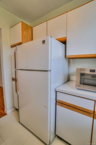 20 Daley Place 113, Lynbrook, NY 11563