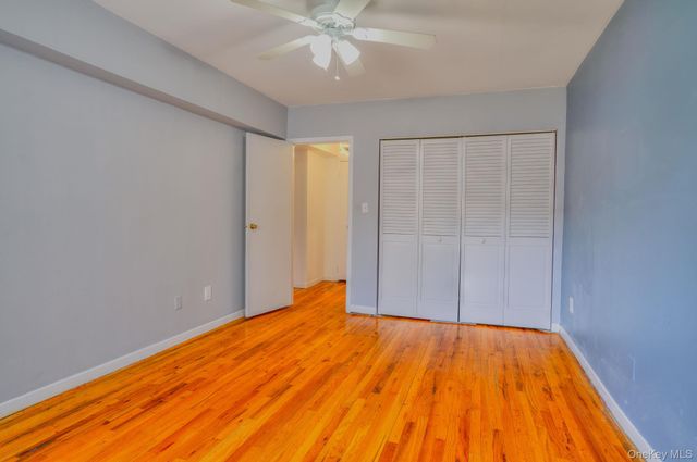 20 Daley Place 113, Lynbrook, NY 11563