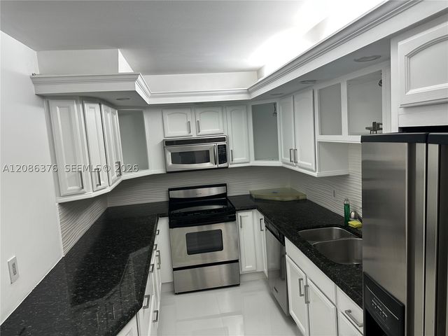 2851 S Ocean Boulevard 6 V, Boca Raton, FL 33432