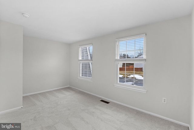 1 MARIAN CT, Sterling, VA 20165