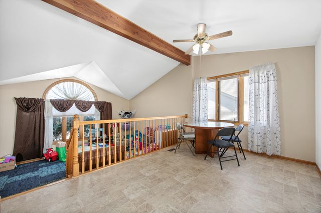 520 High Grove Drive, Minooka, IL 60447