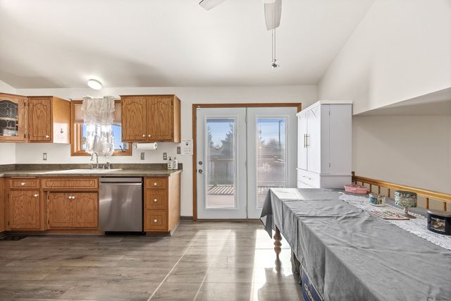 520 High Grove Drive, Minooka, IL 60447