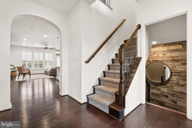 3034 PALATINE DR, Frederick, MD 21701