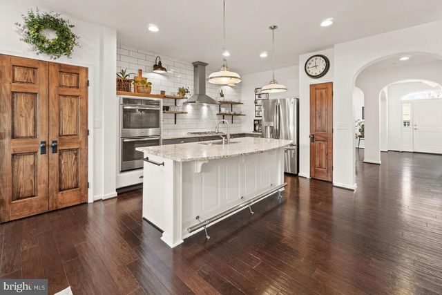 3034 PALATINE DR, Frederick, MD 21701