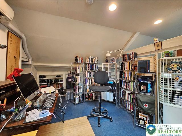 200 Bella Vista Drive, Hanover Twp, PA 18017