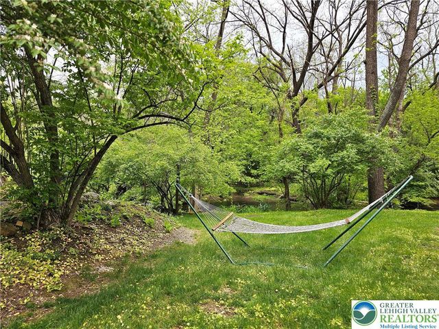 200 Bella Vista Drive, Hanover Twp, PA 18017