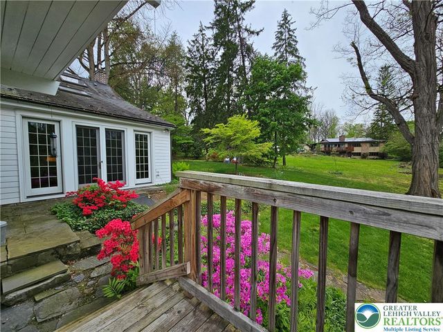 200 Bella Vista Drive, Hanover Twp, PA 18017