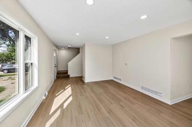 1218 SW Ordnance Road, Ankeny, IA 50023