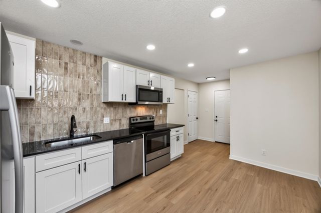 1218 SW Ordnance Road, Ankeny, IA 50023