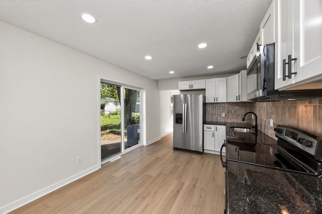 1218 SW Ordnance Road, Ankeny, IA 50023