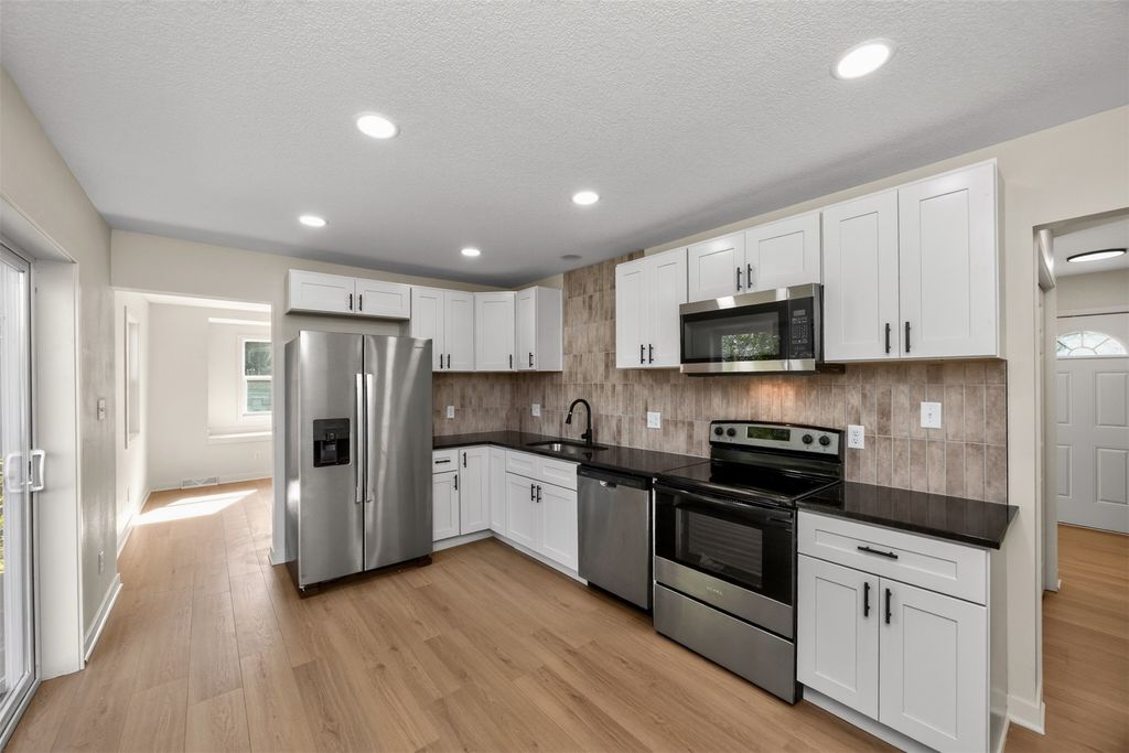 1218 SW Ordnance Road, Ankeny, IA 50023