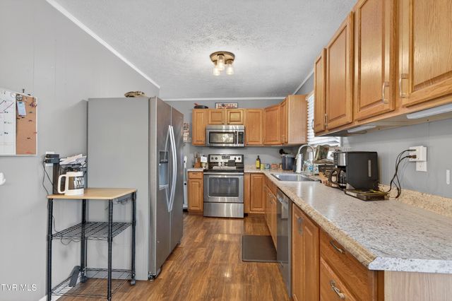 19324 Woodland Hills Road, Abingdon, VA 24210