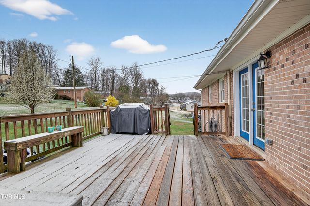 19324 Woodland Hills Road, Abingdon, VA 24210