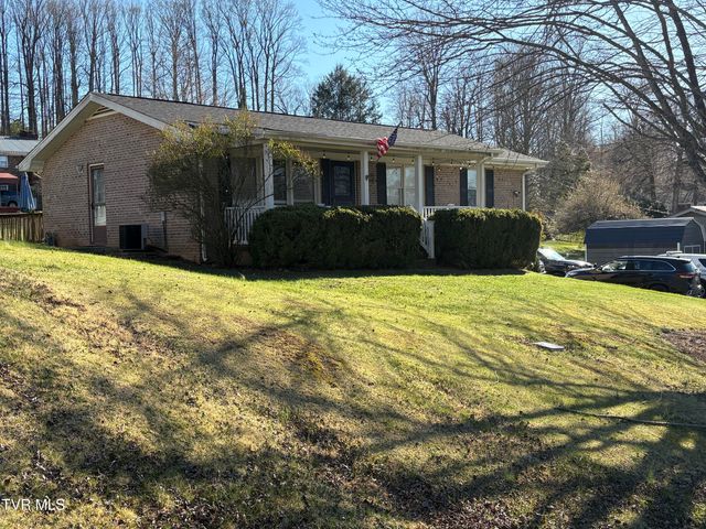 19324 Woodland Hills Road, Abingdon, VA 24210