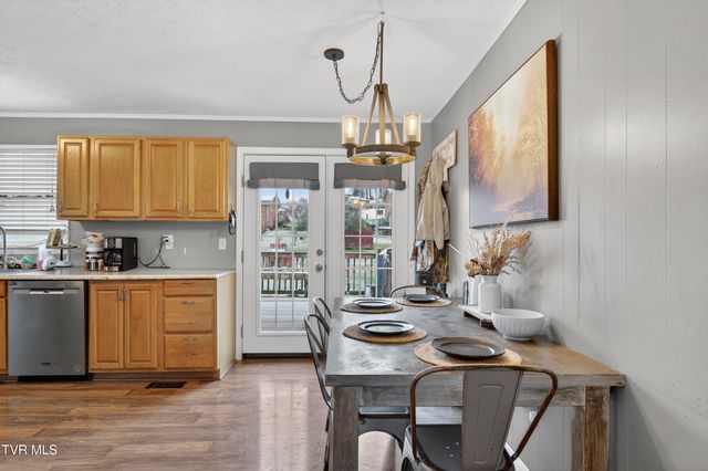 19324 Woodland Hills Road, Abingdon, VA 24210