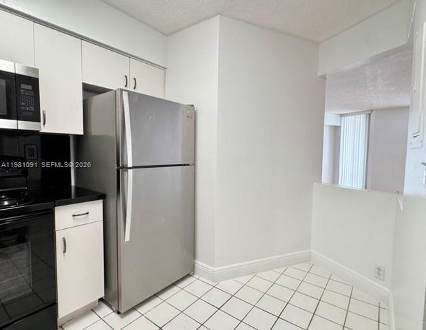 3300 NE 191st St 616, Aventura, FL 33180