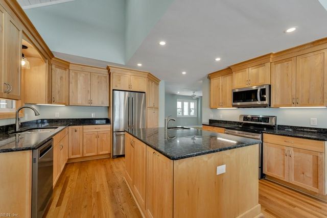 308 Grebe CRES, Virginia Beach, VA 23456