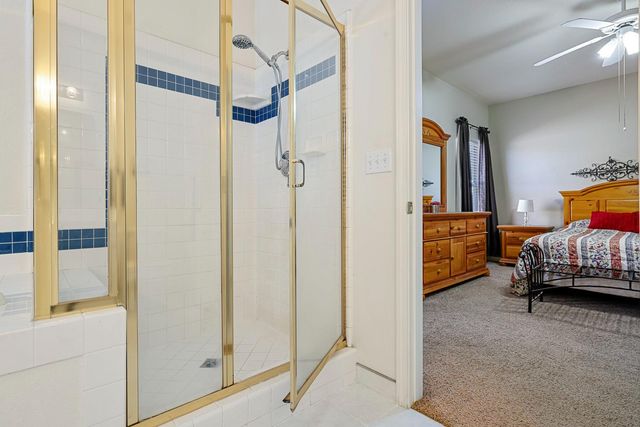 10271 N Whitney Avenue, Fresno, CA 93730