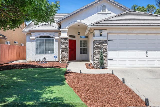 10271 N Whitney Avenue, Fresno, CA 93730