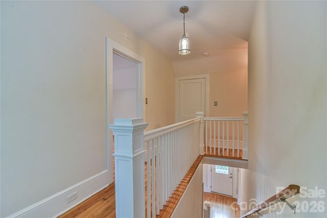 64 Arthur Road, Asheville, NC 28806