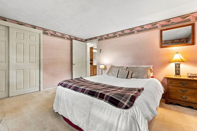 27 Old Meetinghouse Road, Auburn, MA 01501
