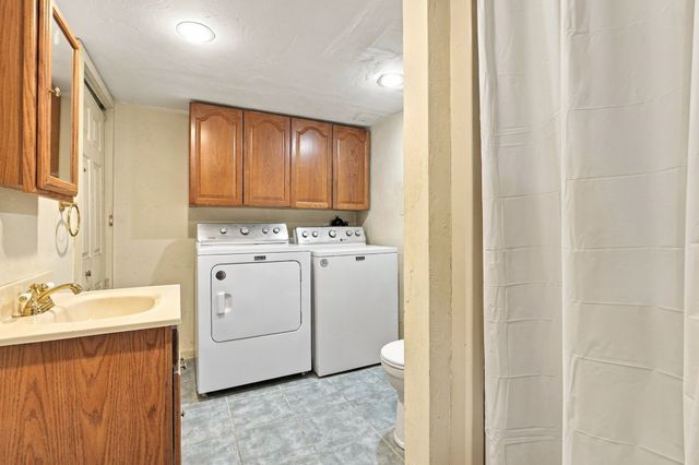27 Old Meetinghouse Road, Auburn, MA 01501
