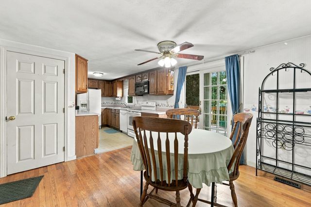 27 Old Meetinghouse Road, Auburn, MA 01501