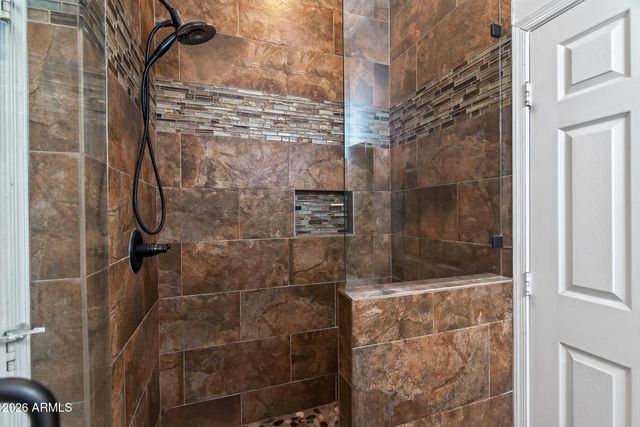 5452 W WEST WIND Drive, Glendale, AZ 85310