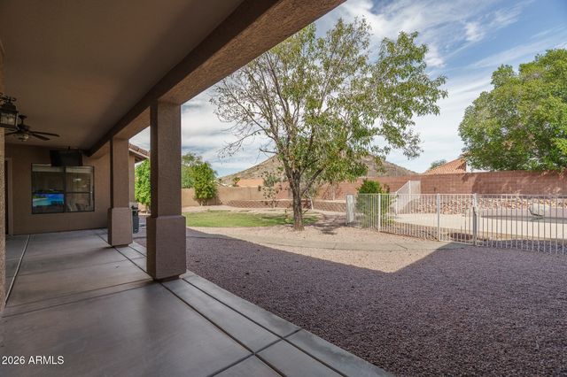 5452 W WEST WIND Drive, Glendale, AZ 85310